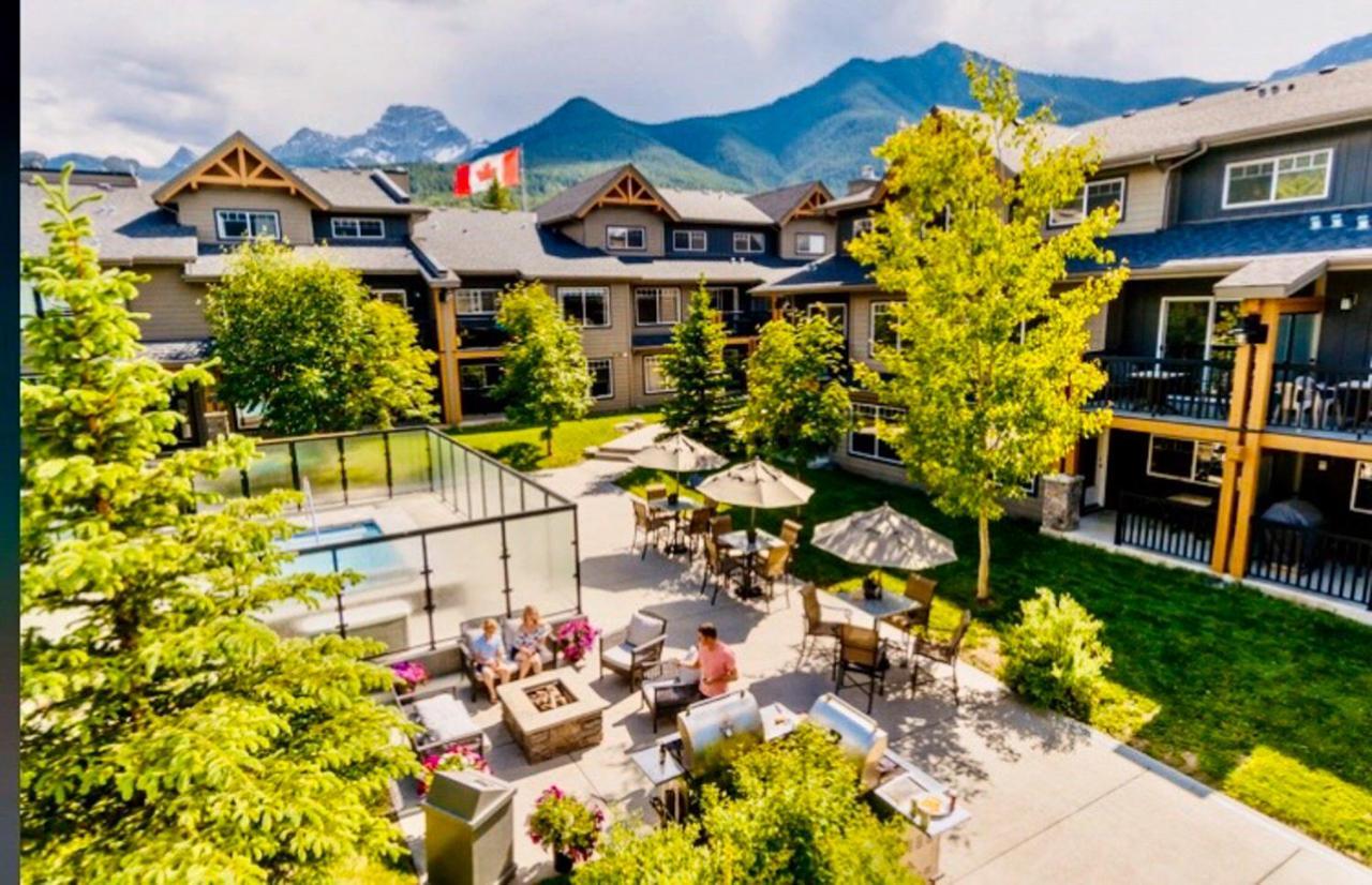 Copperstone Resort - Mountain View 2 Bedroom Condo แคนมอร์ ภายนอก รูปภาพ